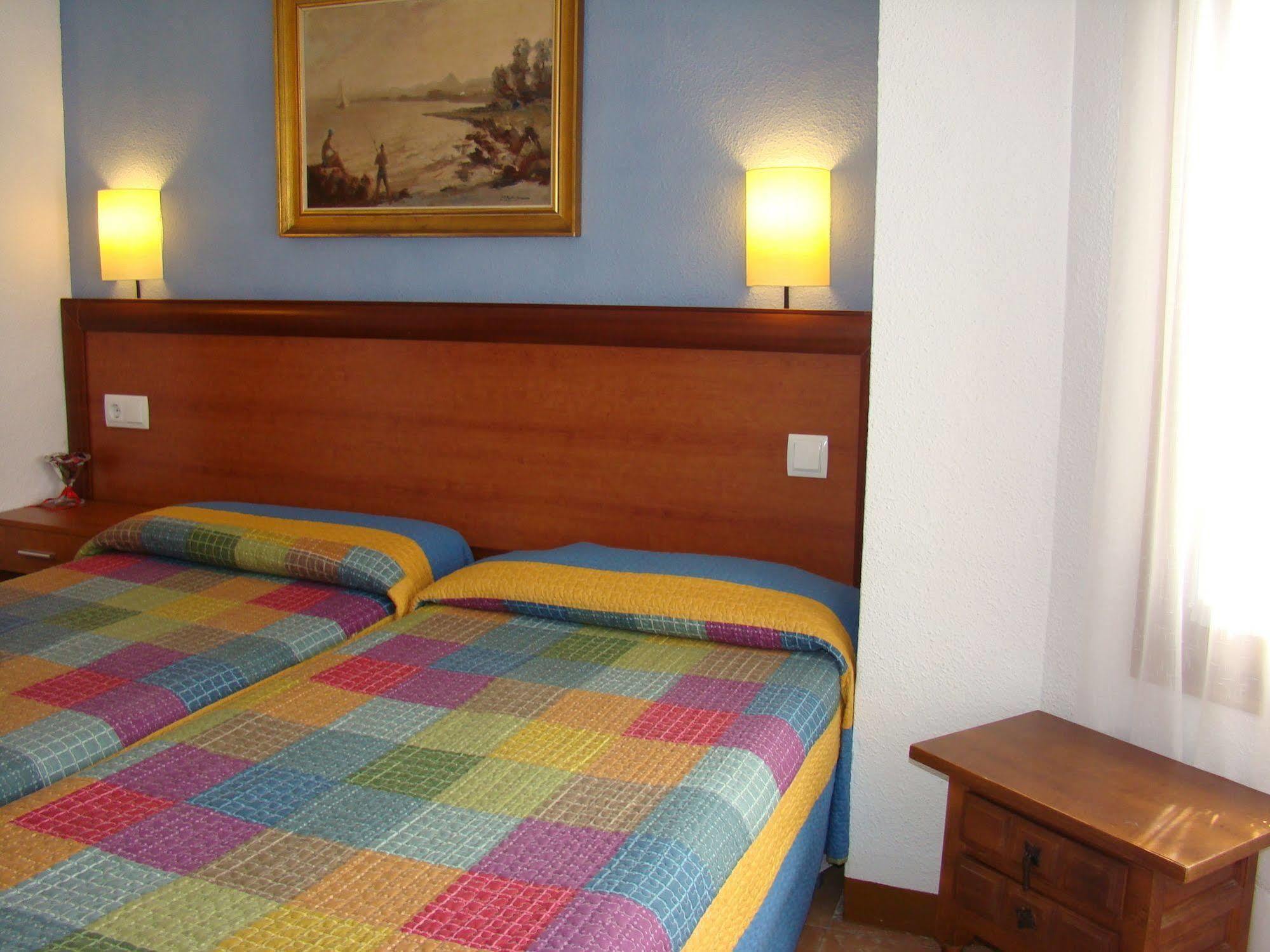 Hostal Platja Cambrils Eksteriør billede